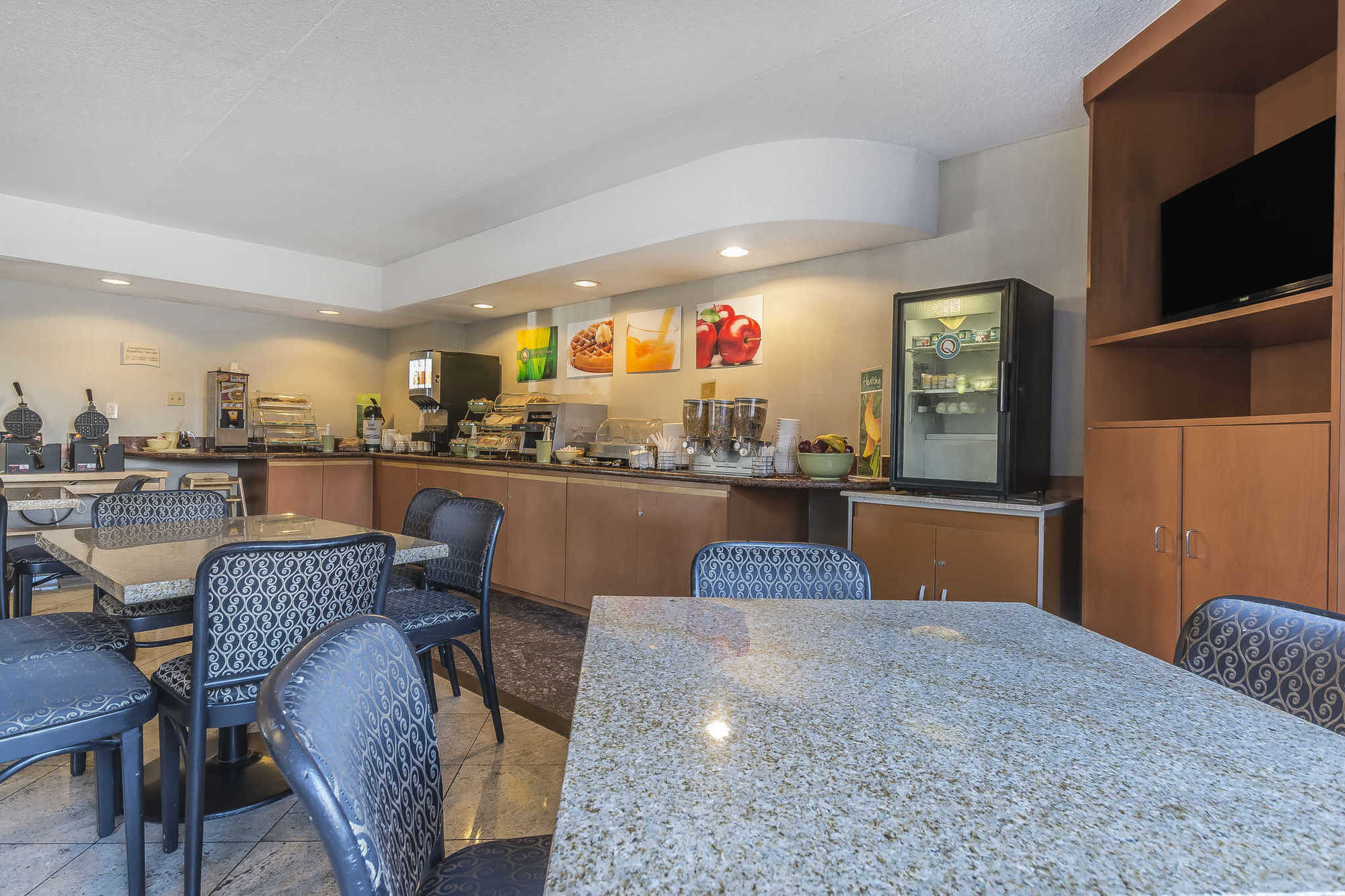 Quality Inn & Suites 5585 Ambler Drive Mississauga Ontario Servizi foto