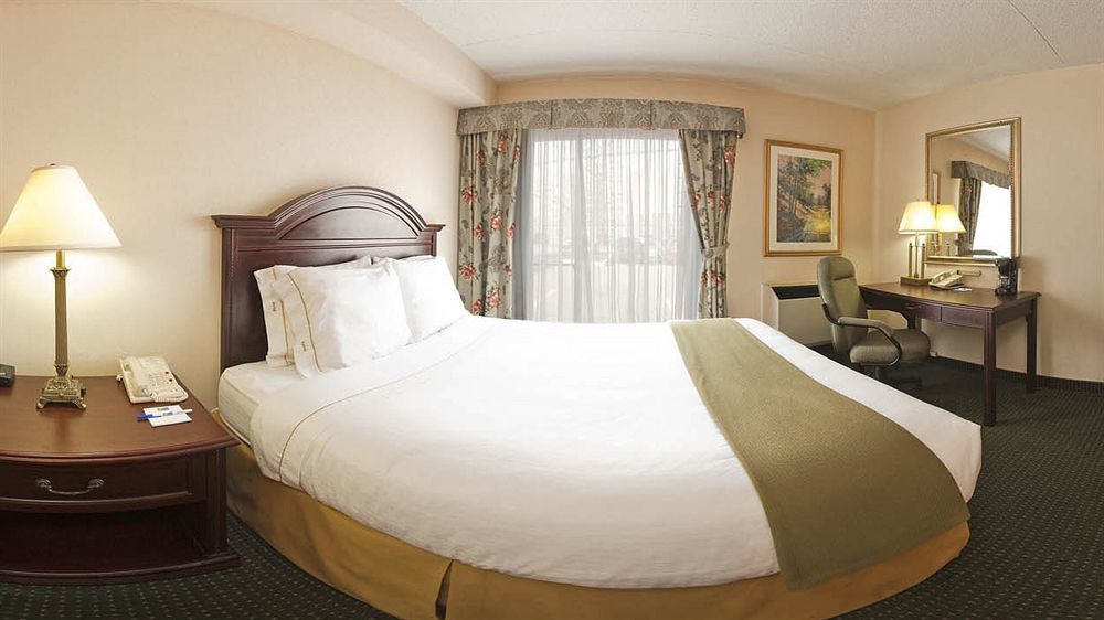 Quality Inn & Suites Mississauga Esterno foto