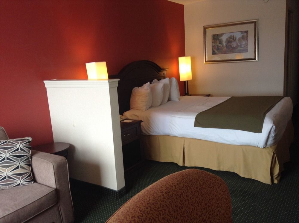 Quality Inn & Suites 5585 Ambler Drive Mississauga Ontario Esterno foto